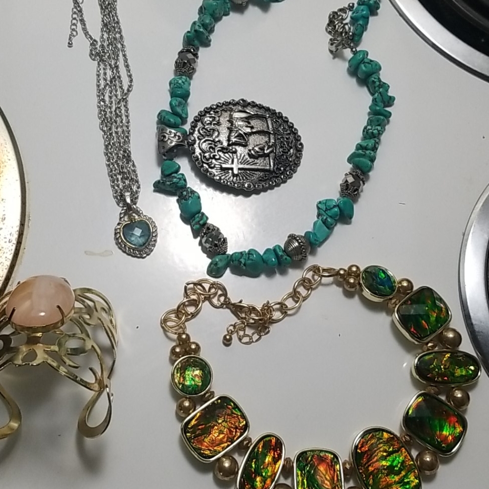 Jewlery